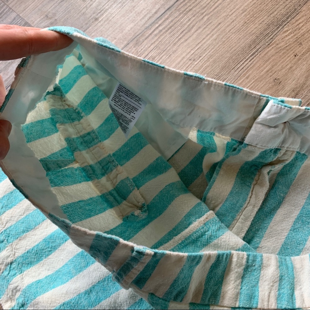 Old Navy | Everyday Striped Shorts - Picture 12 of 13